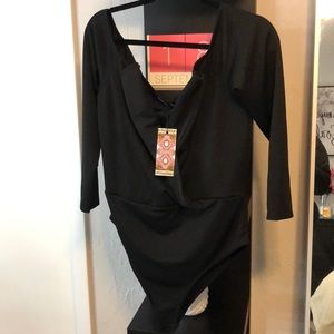 Boohoo off the shoulder bodysuit size 14/16